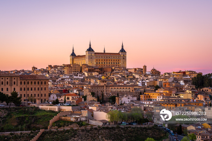 Panoramic view of Toledo with Alcazar castle at sunset, Castilla-La Mancha, Spain
