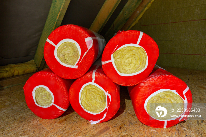 Roof insulation with mineral wool in the attic of the house