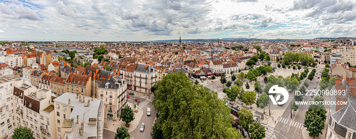 Plongée sur Dijon