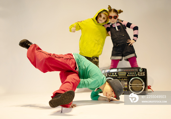 dancing kids, happy kids, little bullies, hip-hop kids, breakdance kids