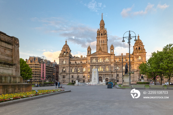 Glasgow City Chambers and George Square in Glasgow, Scotland