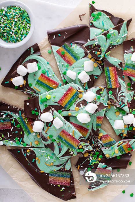 St Patricks day chocolate bark with sprinkles and rainbows