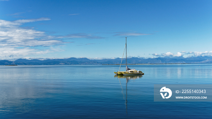 Motueka seafront, the Motueka sandspit in the background, Tasman region, New Zealand.