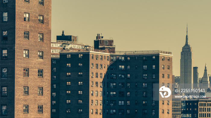 Empire State building, tenements in foreground