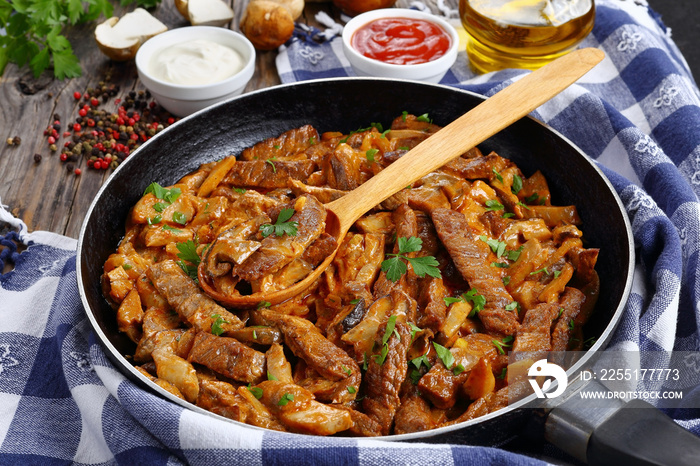 tasty veal strips stewed with porcini