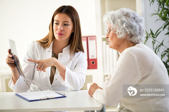 Doctor and patient discussing scan results