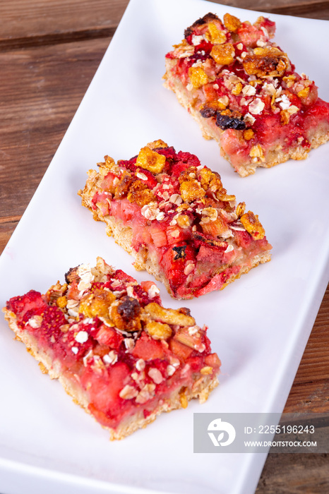 strawberry and rhubarb oatmeal bars baked