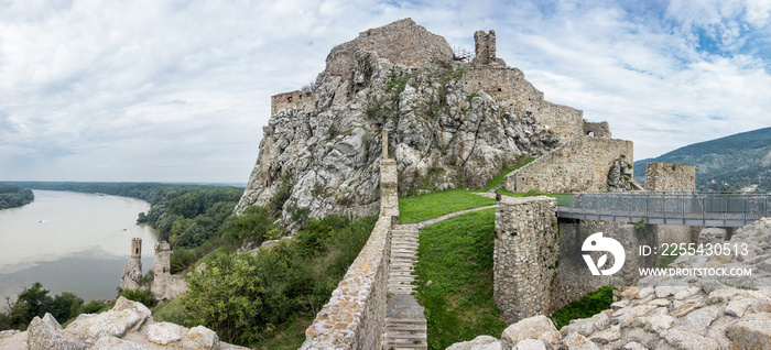 Devin castle