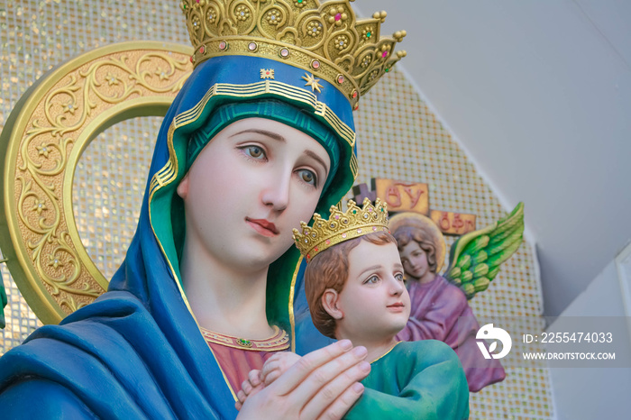 our lady of perpetual help catholic religious Madonna and child statue