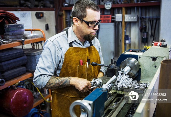 Mechanic working in workshop