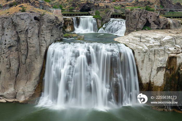 美国爱达荷州Twin Falls Snake河上的Shoshone Falls