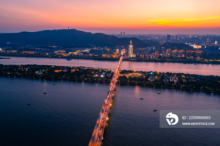 航拍长沙橘子洲大桥湘江沿岸城市夜景风光