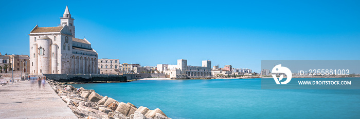 Trani, cathedral of San Nicola Pellegrino. Puglia. Italy