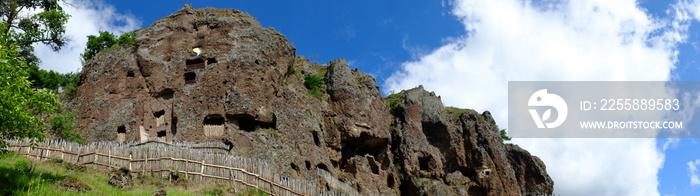 Grottes de Jonas (Puy de Dôme)