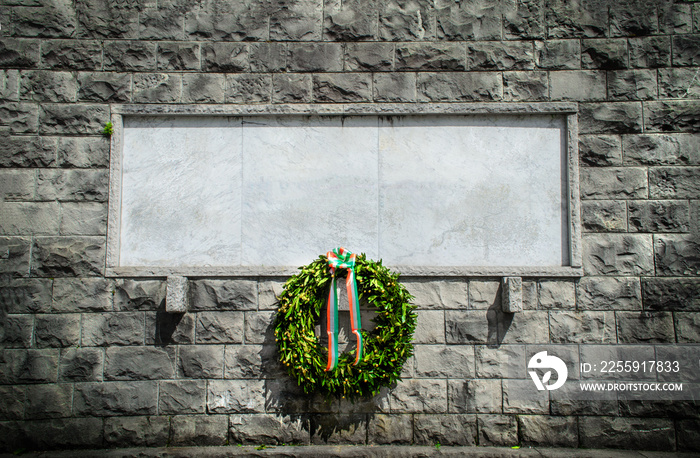 italian memorial stone blank funeral crown background