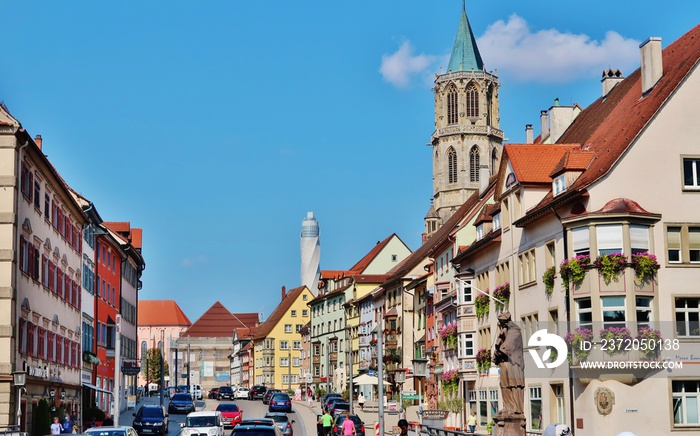 Rottweil, Hochbrücktorstraße mit Kapellenturm