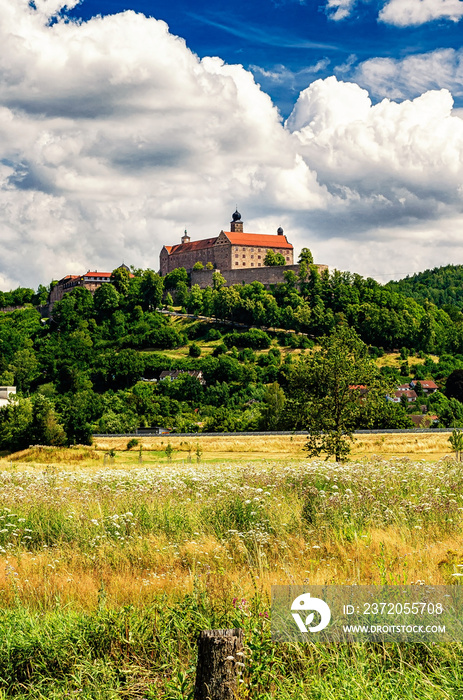 Burg Plassenburg über dem Main bei Kulmbach, Franken, Bayern, Deutschland