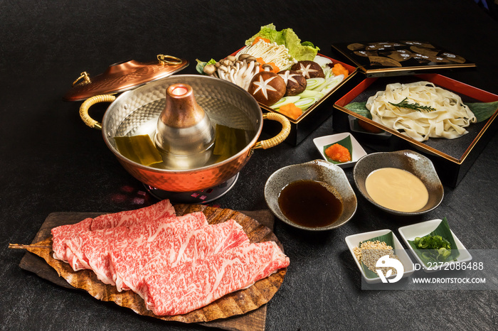 和牛しゃぶしゃぶ　Shabu-shabu hot pot Japanese beef