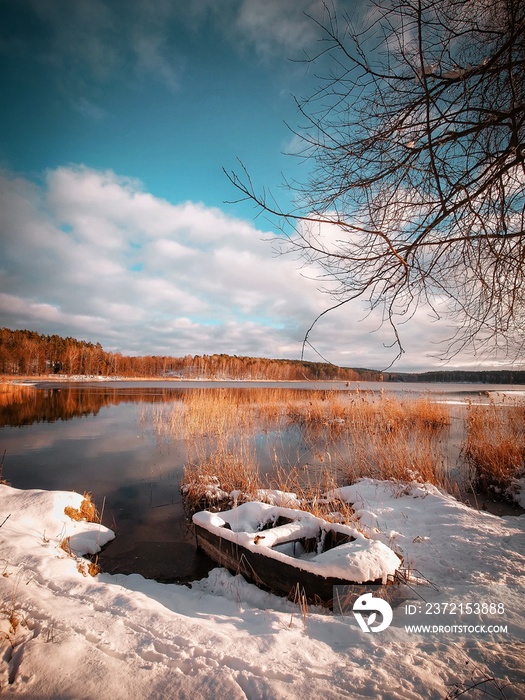 boat on the lake