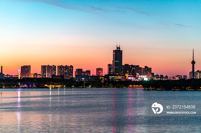 The scenery of Nanhu Park in Changchun, China after sunset