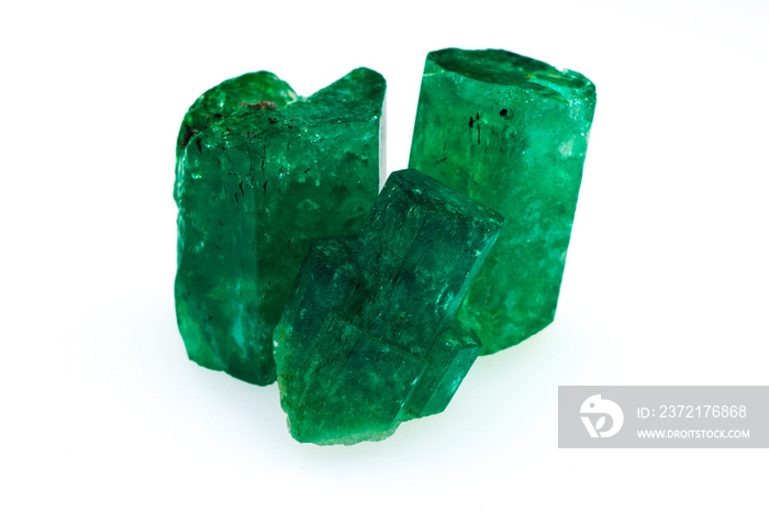 esmerandas gigantes cristales祖母绿宝石宝石piedras preciosas diamantes verdes granate zafi