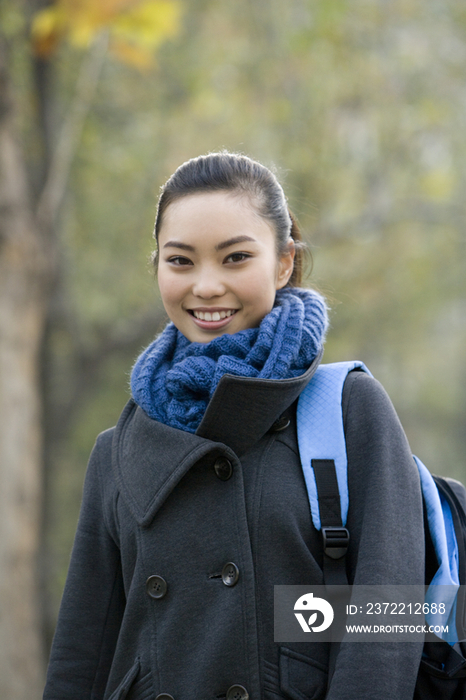 女大学生肖像