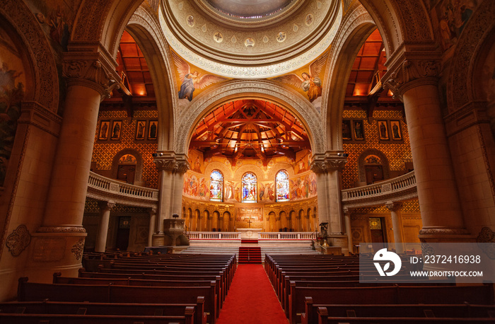 Cathedral Interior (horizontal)