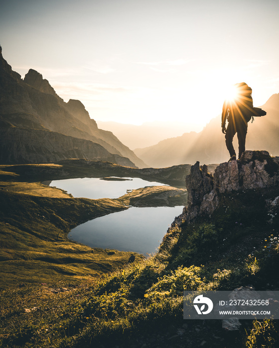 在多洛米蒂山脉的Tre Cime di Lavardo徒步旅行