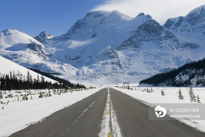 Icefields Parkway in winter