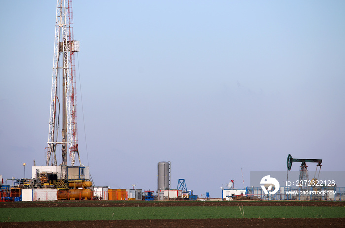 油田采矿行业的石油和天然气钻机和泵千斤顶