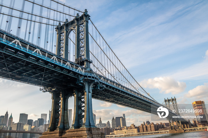 Manhattan Bridge and Manhattan Skyline - New York, USA