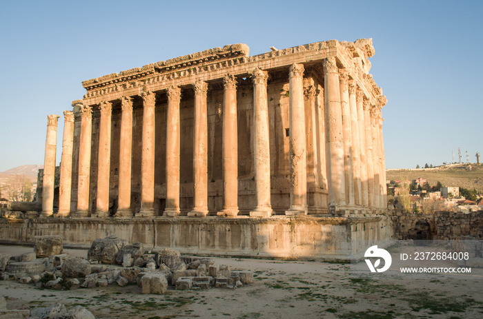 Fantástico templo de Baco, ruínas de Baalbek, Líbano