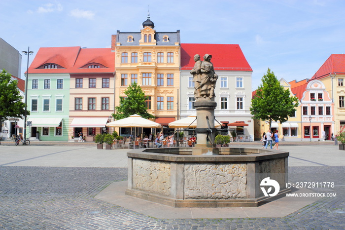 Cottbus, Altstadt mit Marktbrunnen