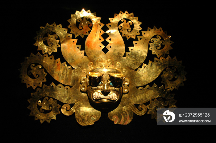 秘鲁古代黄金面具