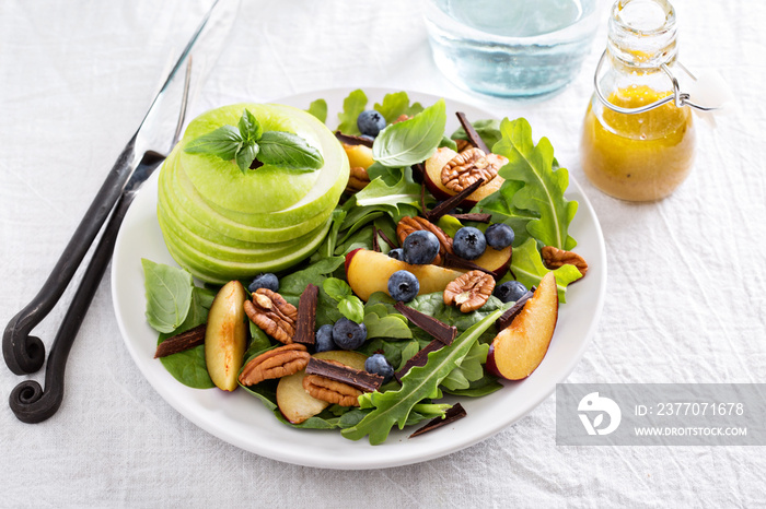 Fresh and healthy salad with vegetables