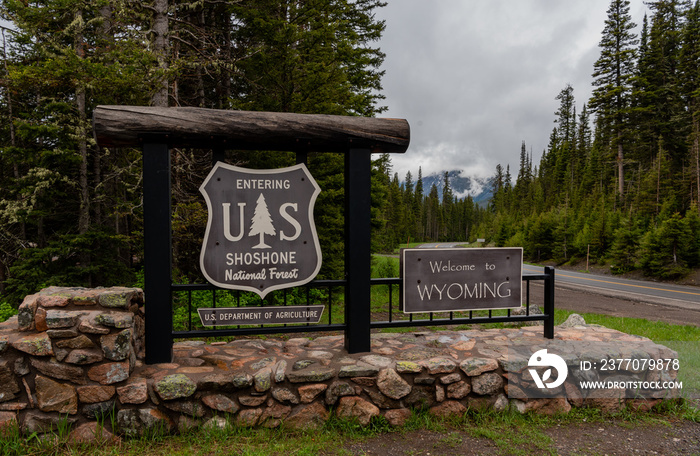 Wyoming welcome sign at Shoshone National Forest