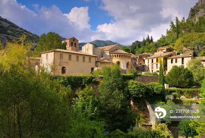 Saint-Guilhem-le-Desert - Saint-Guilhem-le-Desert, medieval village and Abbey