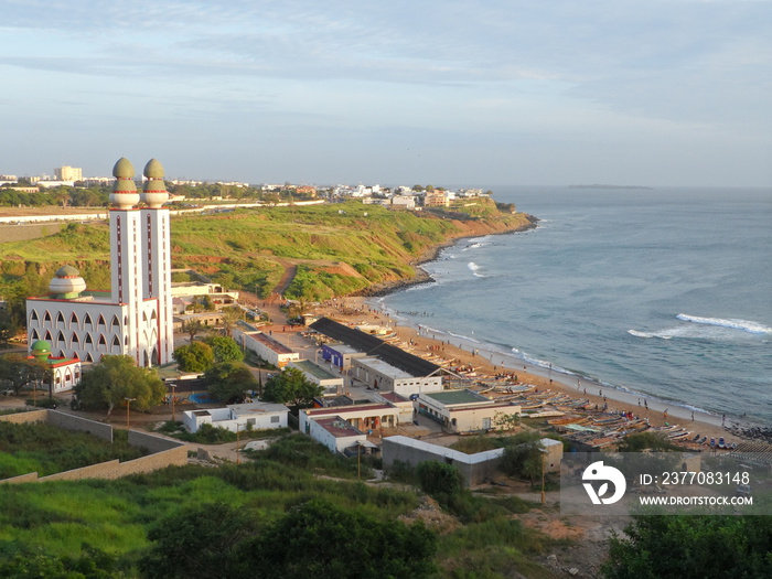 MEZQUITA DE LA DIVINIDAD EN DAKAR, SENEGAL