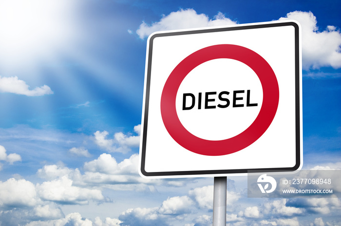 Schild mit Diesel Fahrverbot Dieselfahrverbot