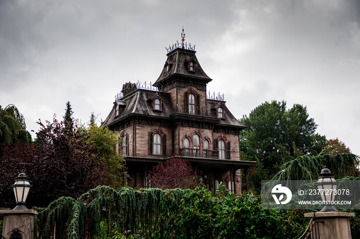 The mansion of the phantoms of an theme park