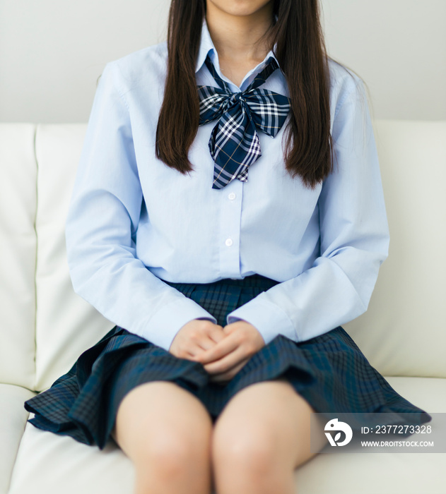 女子高生の制服姿