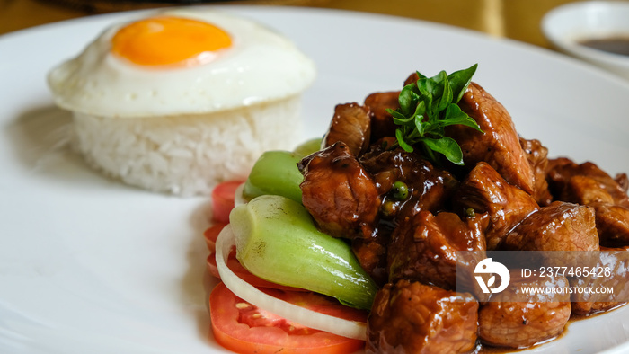 Traditional Khmer Beef Lok Lak, Cambodian recipe, Stir Fried Black Pepper Beef with fried egg and rice