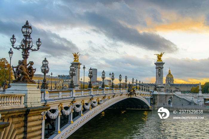 Le pont Alexandre III à Paris