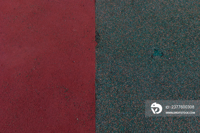 Rubber mat on the ground, red and green