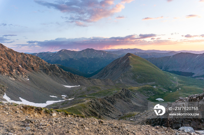 Sunrise from Gray’s peak, Colorado