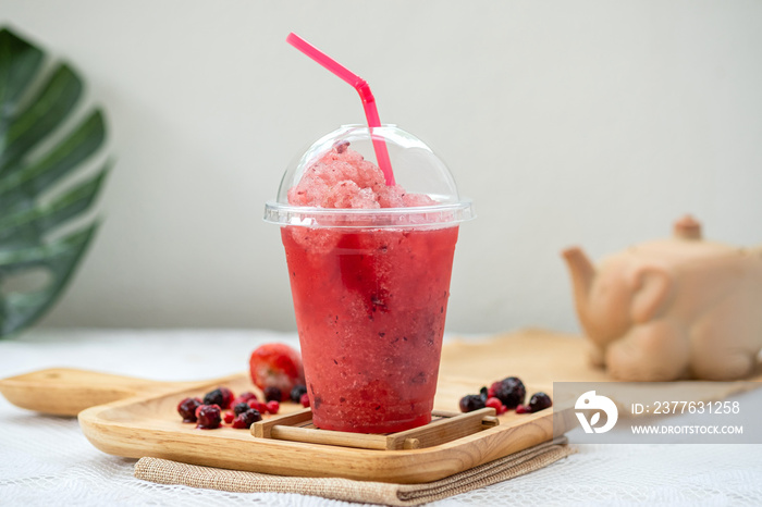 Mixedberry Smooties.