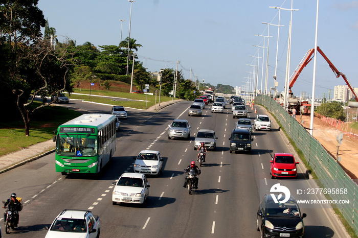 vehicle traffic in Salvador