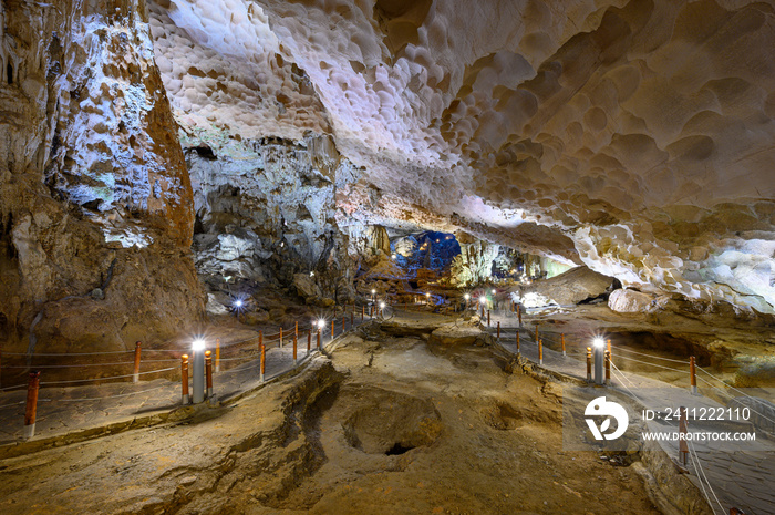 Hang Sung Sot Cave or Surprise Cave in Halong bay, Vietnam.