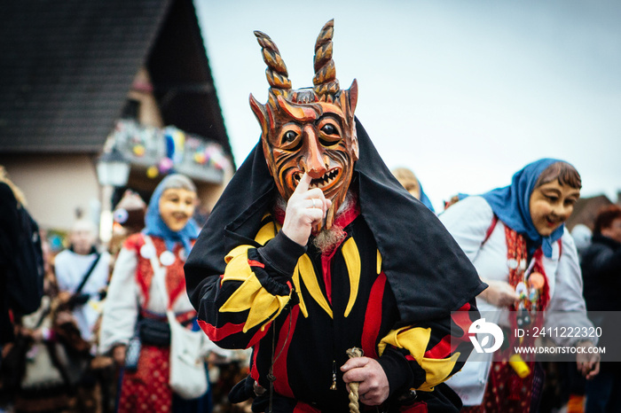 Teufelskostüm, Hästräger, Fasnacht, Karneval, alemanisch