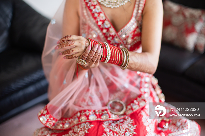 Indian HIndu bride’s wedding henna mehendi mehndi hands close up